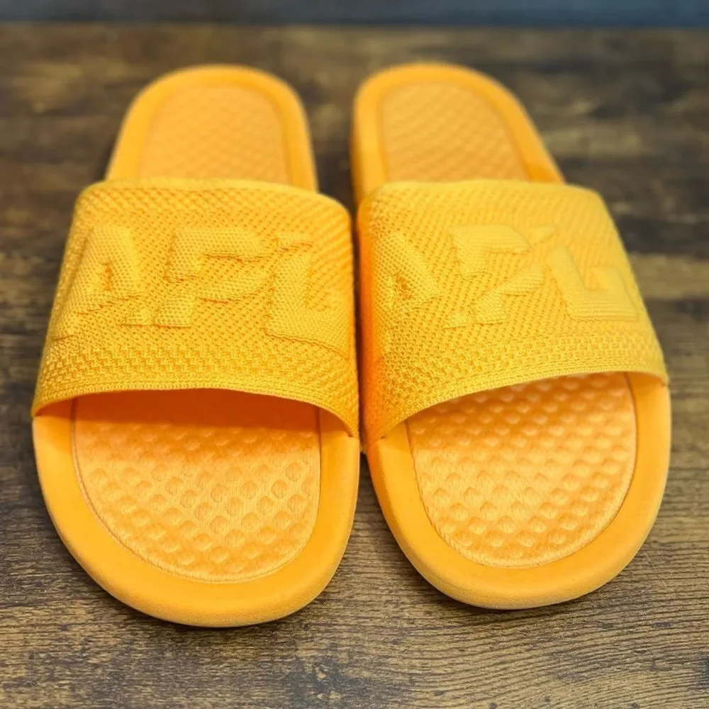APL Big Logo TechLoom Slides in Mango. Unisex, Men Size 9/Ladies 10.5. NIB!
